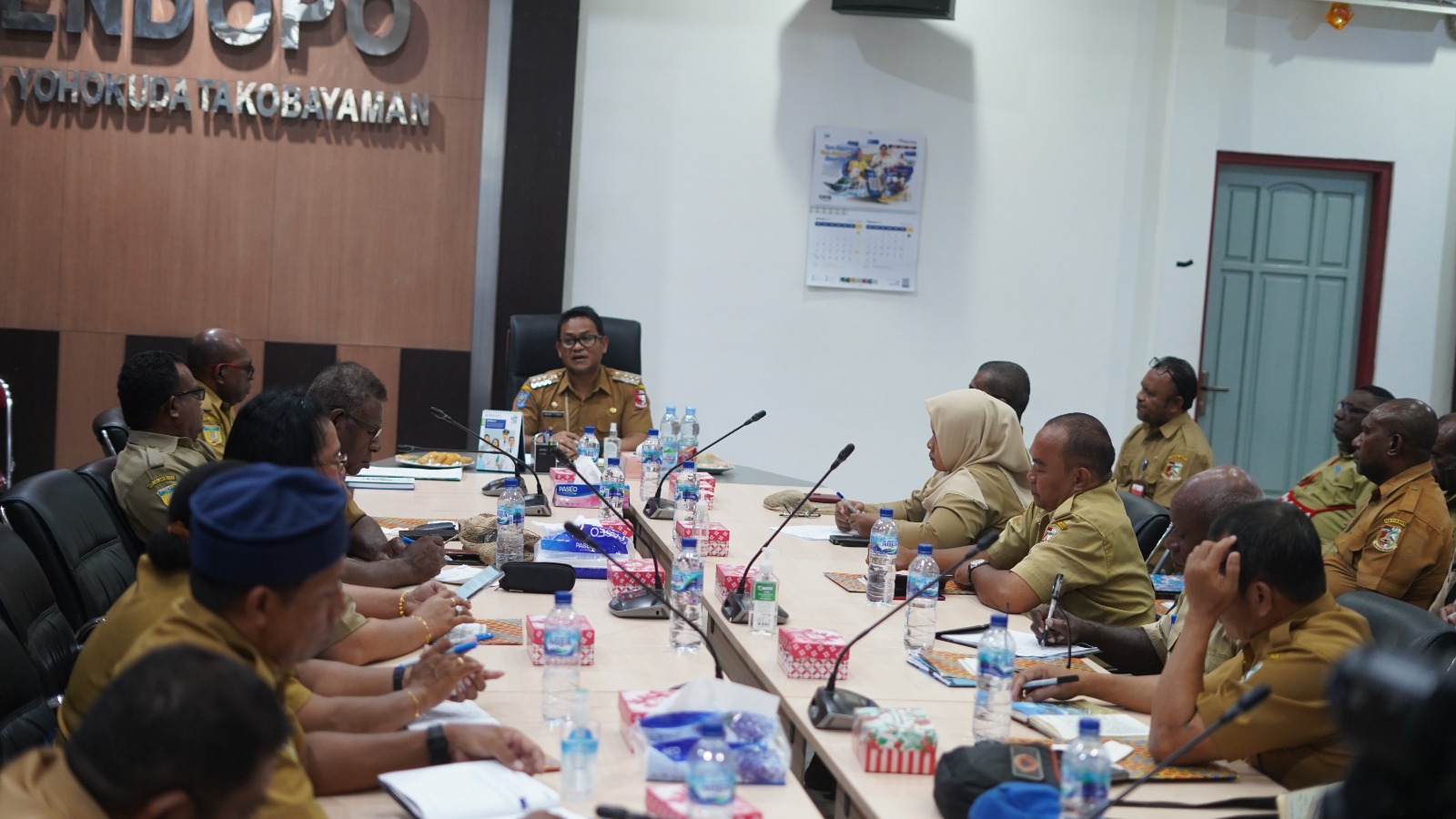 maksimalkan-pelayanan-pemerintahan-pemkab-mappi-lakukan-penandatanganan-perjanjian-kinerja